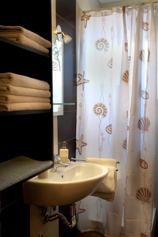 Nepheli Apartments And Studios Paralia Katerinis Room photo